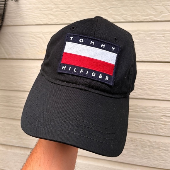 TOMMY HILFIGER big logo patch baseball hat cap black adjustable black - Picture 1 of 6